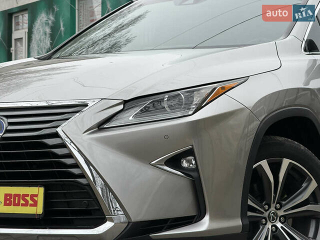 Сірий Лексус РХ, об'ємом двигуна 3.46 л та пробігом 220 тис. км за 31500 $, фото 2 на Automoto.ua