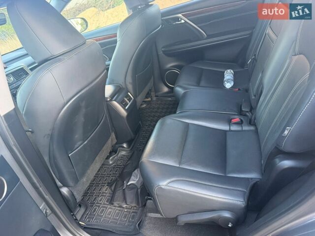 Сірий Лексус РХ, об'ємом двигуна 3.46 л та пробігом 49 тис. км за 38500 $, фото 8 на Automoto.ua