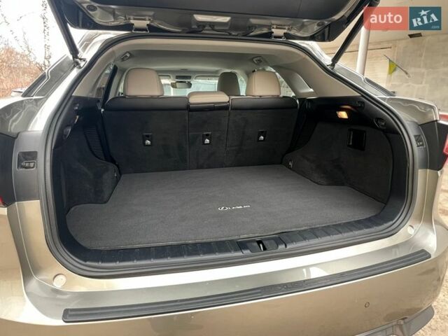 Серый Лексус РХ, объемом двигателя 3.46 л и пробегом 110 тыс. км за 39500 $, фото 70 на Automoto.ua