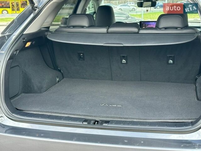 Сірий Лексус РХ, об'ємом двигуна 3.46 л та пробігом 89 тис. км за 35000 $, фото 40 на Automoto.ua