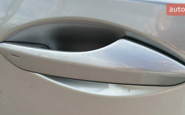 Сірий Лексус РХ, об'ємом двигуна 2 л та пробігом 133 тис. км за 27300 $, фото 61 на Automoto.ua