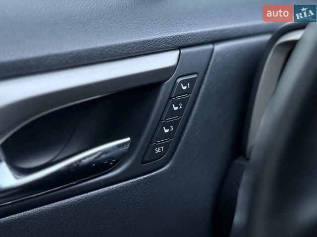 Сірий Лексус РХ, об'ємом двигуна 3.46 л та пробігом 123 тис. км за 33900 $, фото 36 на Automoto.ua