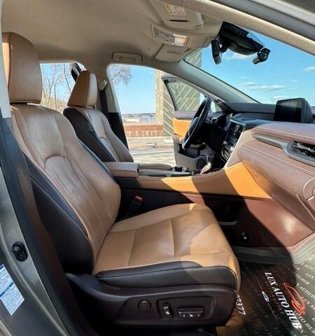 Сірий Лексус РХ, об'ємом двигуна 2 л та пробігом 97 тис. км за 32555 $, фото 33 на Automoto.ua