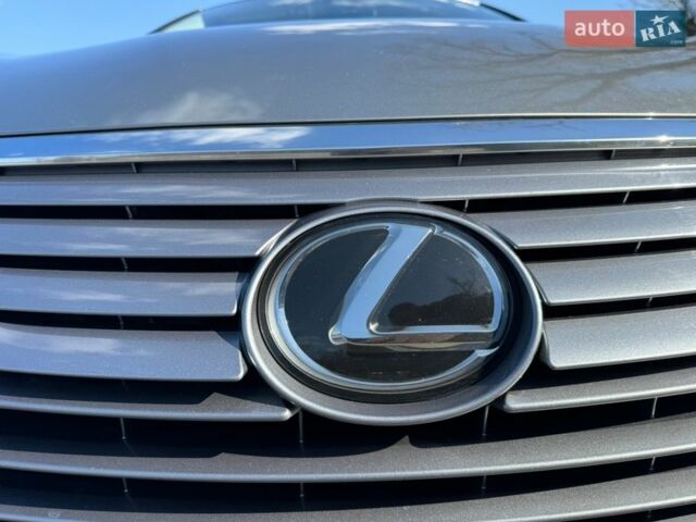 Сірий Лексус РХ, об'ємом двигуна 2 л та пробігом 97 тис. км за 32555 $, фото 92 на Automoto.ua