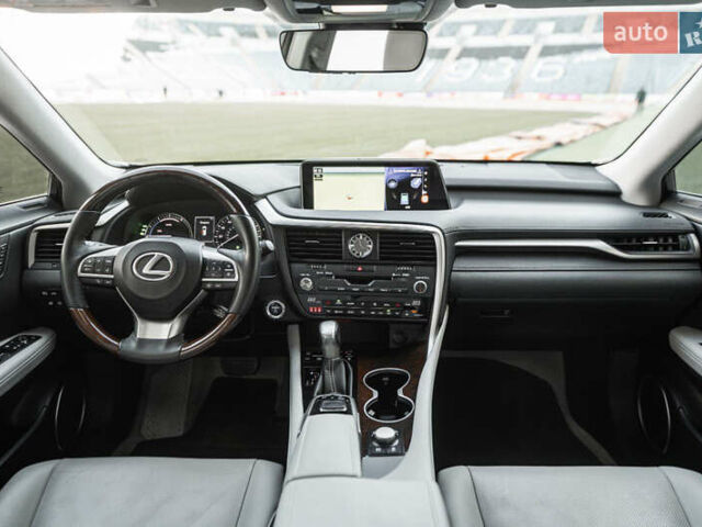 Лексус РХ 2018 в Одессе на Automoto.ua Серый Лексус РХ, объемом двигателя 3.46 л и пробегом 94 тыс. км за 35900 $, фото 47 на Automoto.ua