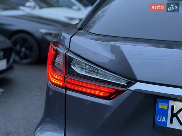 Сірий Лексус РХ, об'ємом двигуна 3.46 л та пробігом 123 тис. км за 33900 $, фото 11 на Automoto.ua