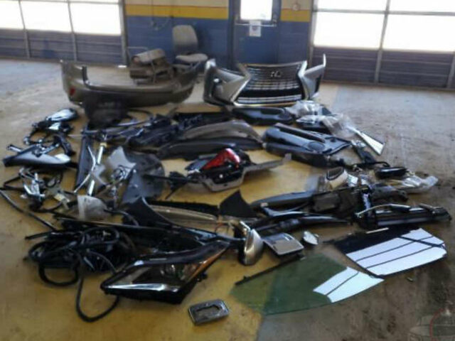 Серый Лексус РХ, объемом двигателя 3.46 л и пробегом 112 тыс. км за 40500 $, фото 11 на Automoto.ua