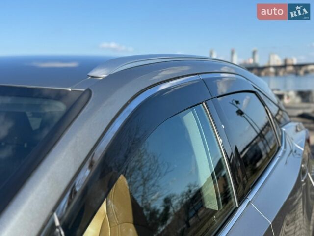 Сірий Лексус РХ, об'ємом двигуна 2 л та пробігом 97 тис. км за 32333 $, фото 106 на Automoto.ua