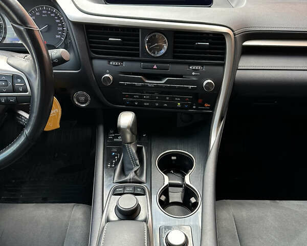 Сірий Лексус РХ, об'ємом двигуна 2 л та пробігом 133 тис. км за 27300 $, фото 46 на Automoto.ua