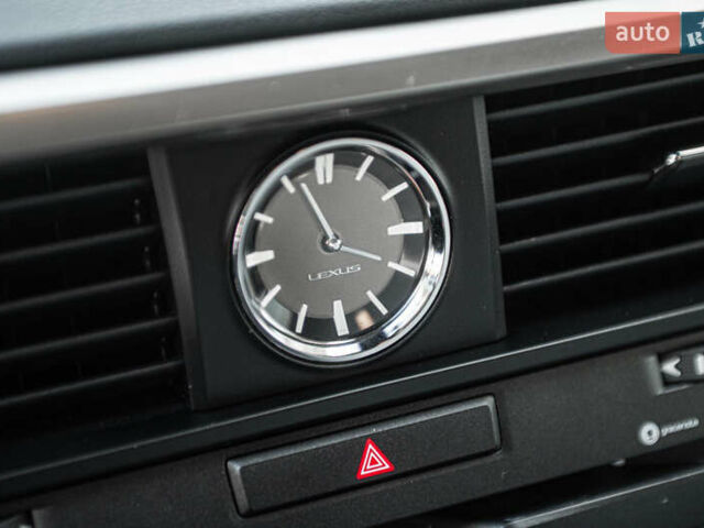 Лексус РХ 2018 в Одессе на Automoto.ua Серый Лексус РХ, объемом двигателя 3.46 л и пробегом 94 тыс. км за 35900 $, фото 41 на Automoto.ua