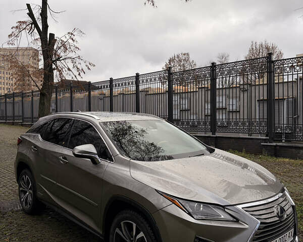 Серый Лексус РХ, объемом двигателя 3.46 л и пробегом 124 тыс. км за 37900 $, фото 1 на Automoto.ua