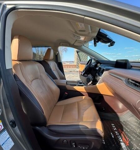 Сірий Лексус РХ, об'ємом двигуна 2 л та пробігом 97 тис. км за 32555 $, фото 26 на Automoto.ua