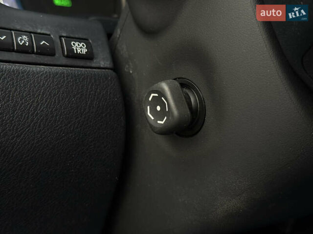 Серый Лексус РХ, объемом двигателя 3.46 л и пробегом 220 тыс. км за 31500 $, фото 24 на Automoto.ua