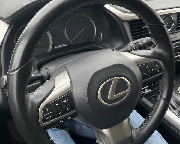 Серый Лексус РХ, объемом двигателя 2 л и пробегом 2 тыс. км за 37500 $, фото 7 на Automoto.ua