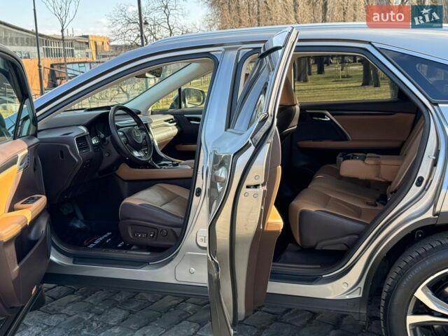 Сірий Лексус РХ, об'ємом двигуна 2 л та пробігом 97 тис. км за 32333 $, фото 16 на Automoto.ua