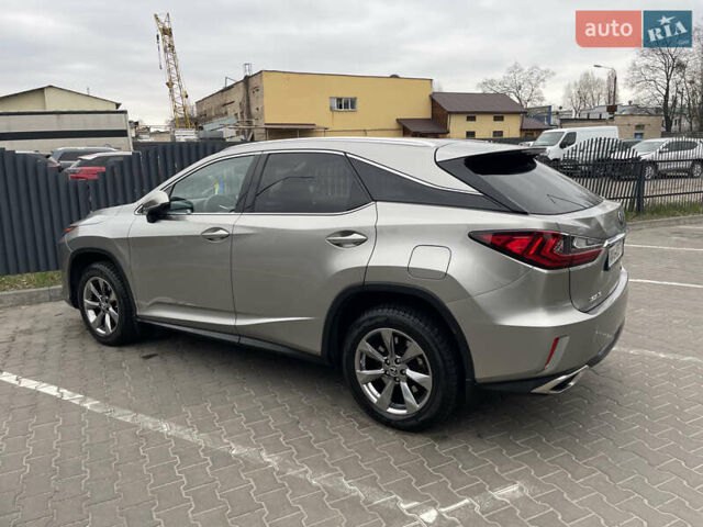 Серый Лексус РХ, объемом двигателя 2 л и пробегом 2 тыс. км за 37500 $, фото 2 на Automoto.ua