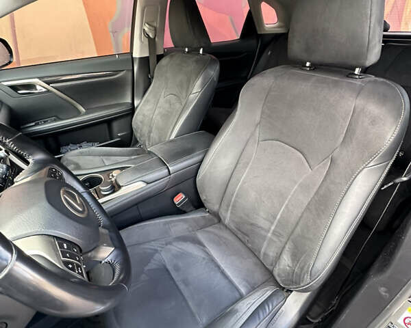 Сірий Лексус РХ, об'ємом двигуна 2 л та пробігом 133 тис. км за 27300 $, фото 38 на Automoto.ua