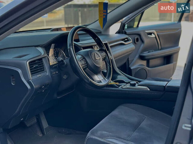 Сірий Лексус РХ, об'ємом двигуна 2 л та пробігом 112 тис. км за 32499 $, фото 6 на Automoto.ua