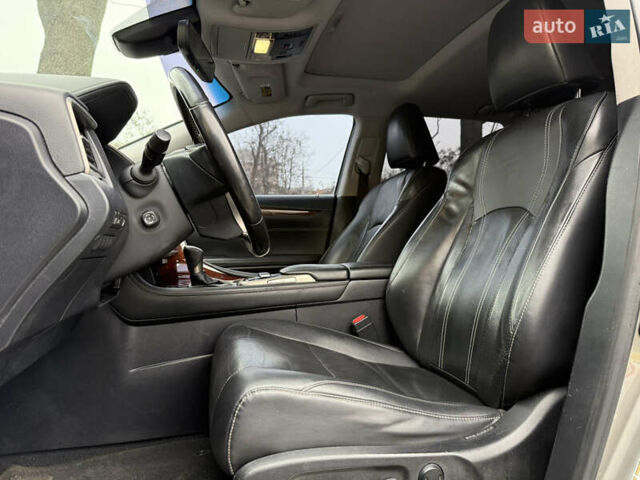 Сірий Лексус РХ, об'ємом двигуна 3.46 л та пробігом 220 тис. км за 31500 $, фото 17 на Automoto.ua