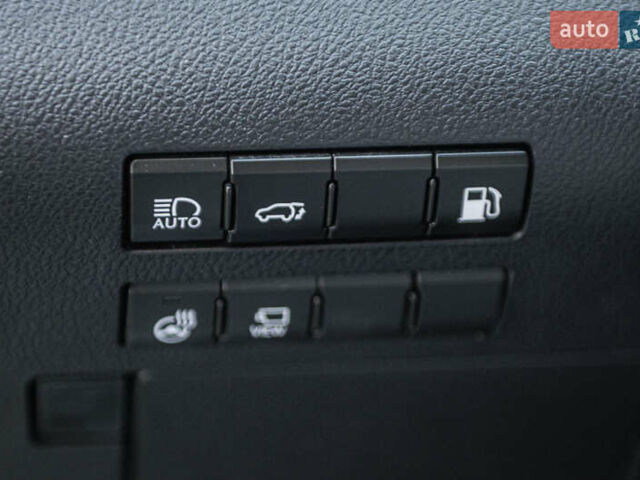 Лексус РХ 2018 в Одессе на Automoto.ua Серый Лексус РХ, объемом двигателя 3.46 л и пробегом 94 тыс. км за 35900 $, фото 32 на Automoto.ua