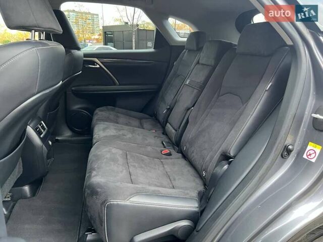 Лексус РХ 2018 в Киеве на Automoto.ua Серый Лексус РХ, объемом двигателя 2 л и пробегом 146 тыс. км за 32990 $, фото 11 на Automoto.ua