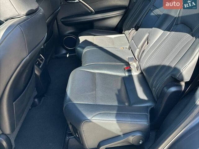 Сірий Лексус РХ, об'ємом двигуна 3.46 л та пробігом 105 тис. км за 28000 $, фото 8 на Automoto.ua