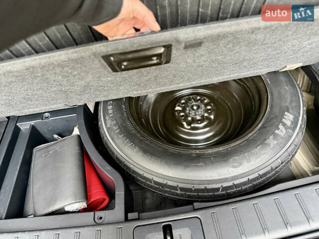 Серый Лексус РХ, объемом двигателя 3.46 л и пробегом 180 тыс. км за 29500 $, фото 32 на Automoto.ua