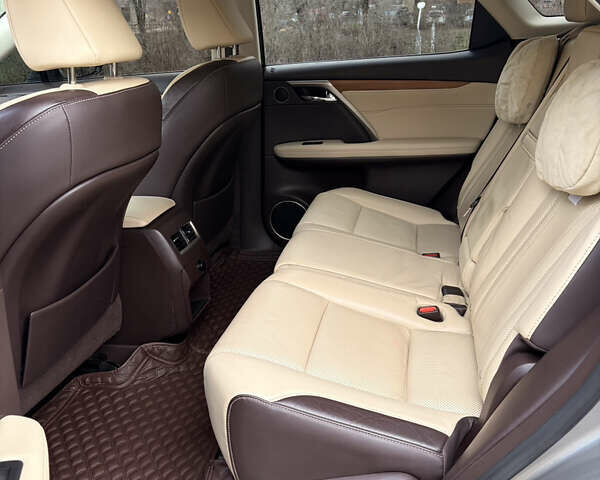 Серый Лексус РХ, объемом двигателя 3.46 л и пробегом 124 тыс. км за 37900 $, фото 9 на Automoto.ua