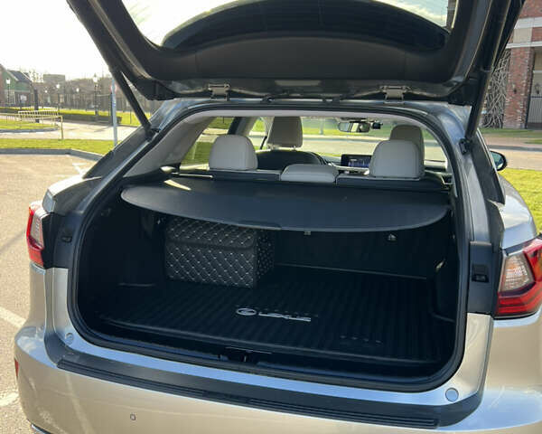 Серый Лексус РХ, объемом двигателя 3.46 л и пробегом 112 тыс. км за 40500 $, фото 10 на Automoto.ua