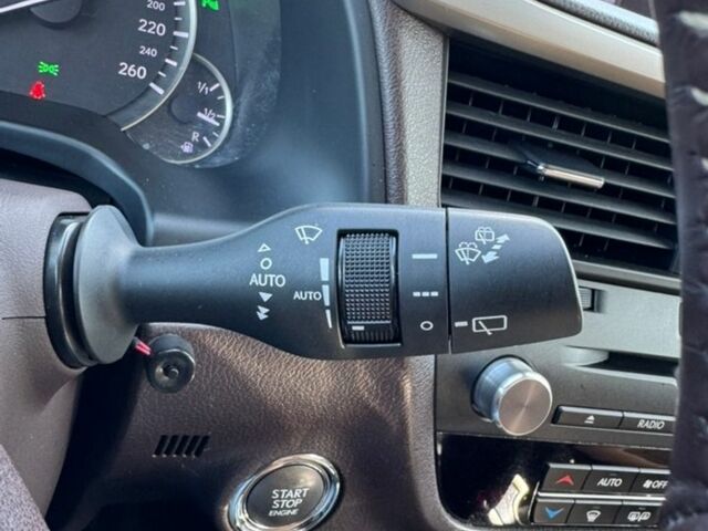 Сірий Лексус РХ, об'ємом двигуна 2 л та пробігом 97 тис. км за 32333 $, фото 65 на Automoto.ua