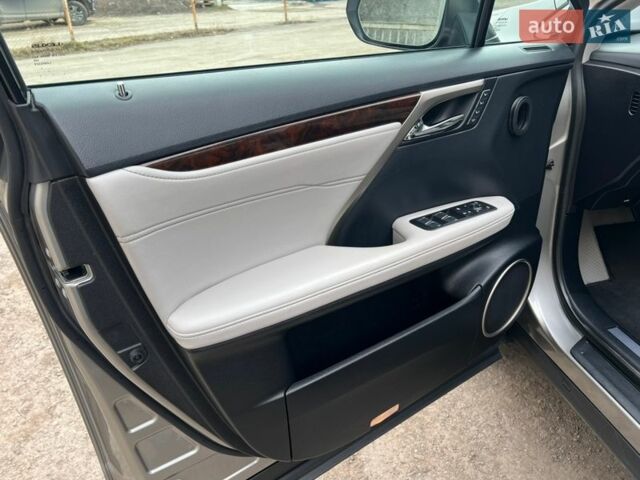 Серый Лексус РХ, объемом двигателя 3.46 л и пробегом 110 тыс. км за 39500 $, фото 43 на Automoto.ua