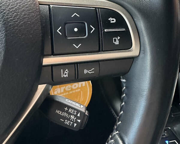 Сірий Лексус РХ, об'ємом двигуна 2 л та пробігом 133 тис. км за 27300 $, фото 59 на Automoto.ua