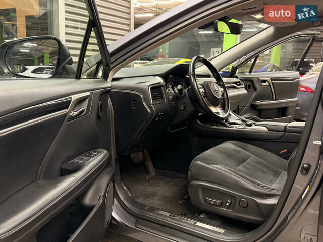 Серый Лексус РХ, объемом двигателя 2 л и пробегом 146 тыс. км за 28500 $, фото 11 на Automoto.ua