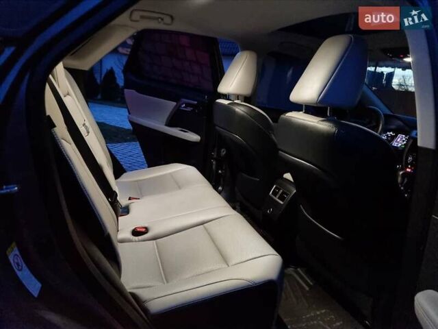 Сірий Лексус РХ, об'ємом двигуна 3.5 л та пробігом 53 тис. км за 41700 $, фото 13 на Automoto.ua