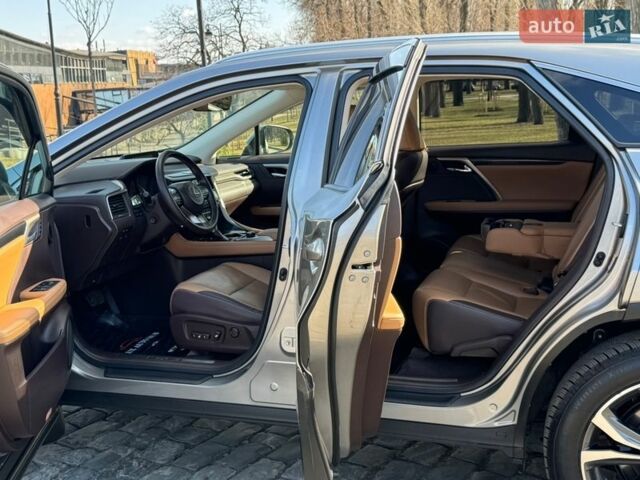 Сірий Лексус РХ, об'ємом двигуна 2 л та пробігом 97 тис. км за 32555 $, фото 16 на Automoto.ua