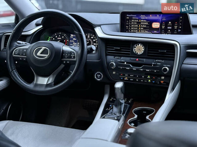 Сірий Лексус РХ, об'ємом двигуна 3.46 л та пробігом 123 тис. км за 33900 $, фото 20 на Automoto.ua