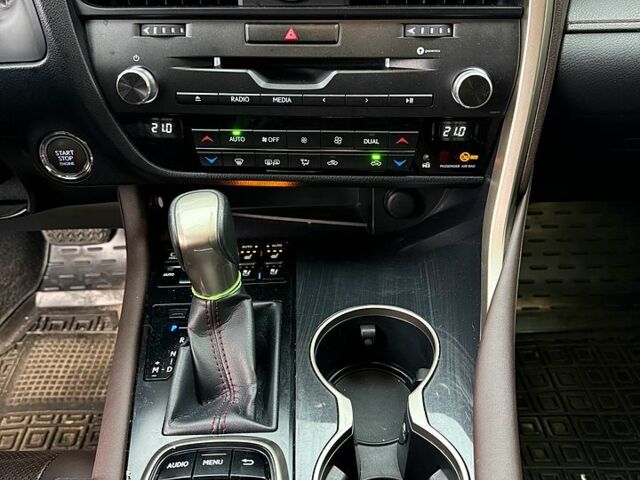 Сірий Лексус РХ, об'ємом двигуна 2 л та пробігом 77 тис. км за 38900 $, фото 8 на Automoto.ua