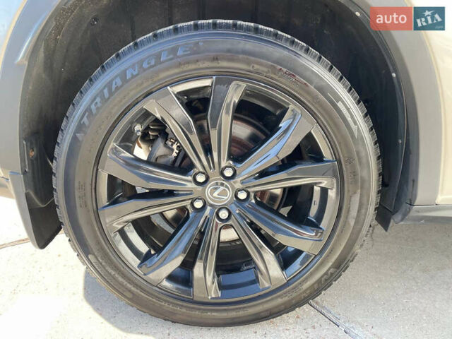 Серый Лексус РХ, объемом двигателя 2 л и пробегом 120 тыс. км за 33500 $, фото 12 на Automoto.ua