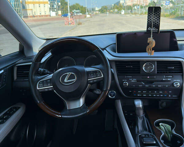 Серый Лексус РХ, объемом двигателя 3.46 л и пробегом 47 тыс. км за 44000 $, фото 27 на Automoto.ua