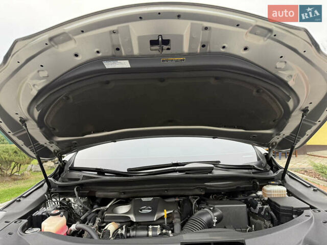 Серый Лексус РХ, объемом двигателя 2 л и пробегом 76 тыс. км за 38900 $, фото 21 на Automoto.ua