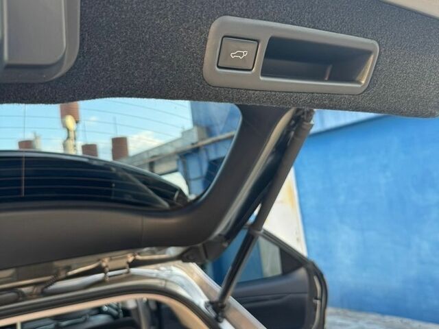 Сірий Лексус РХ, об'ємом двигуна 2 л та пробігом 125 тис. км за 38000 $, фото 42 на Automoto.ua