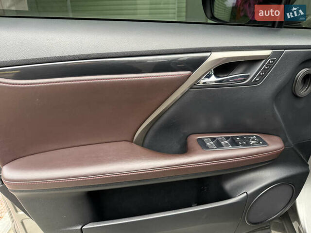 Серый Лексус РХ, объемом двигателя 2 л и пробегом 76 тыс. км за 38900 $, фото 8 на Automoto.ua