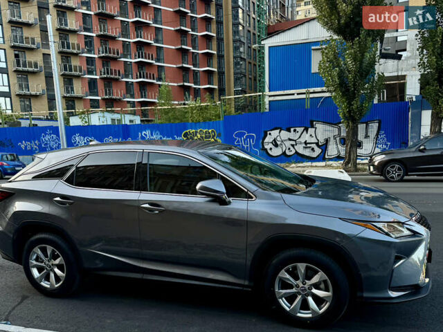 Серый Лексус РХ, объемом двигателя 3.46 л и пробегом 45 тыс. км за 37000 $, фото 2 на Automoto.ua