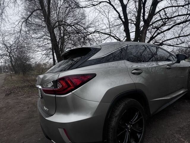 Серый Лексус РХ, объемом двигателя 2 л и пробегом 180 тыс. км за 32500 $, фото 10 на Automoto.ua