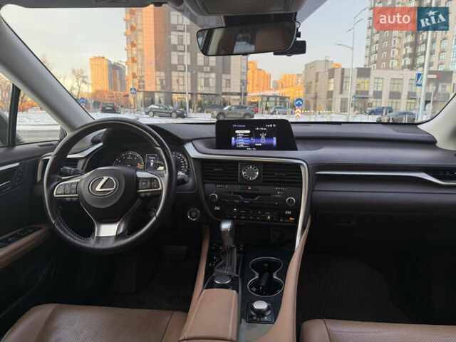 Сірий Лексус РХ, об'ємом двигуна 2 л та пробігом 83 тис. км за 43500 $, фото 14 на Automoto.ua