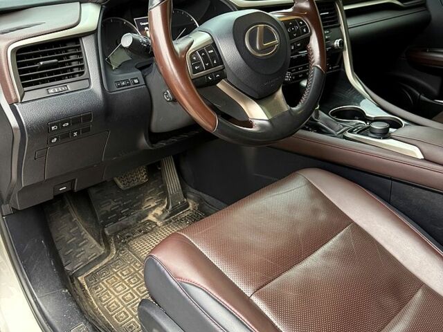 Сірий Лексус РХ, об'ємом двигуна 2 л та пробігом 77 тис. км за 38900 $, фото 7 на Automoto.ua