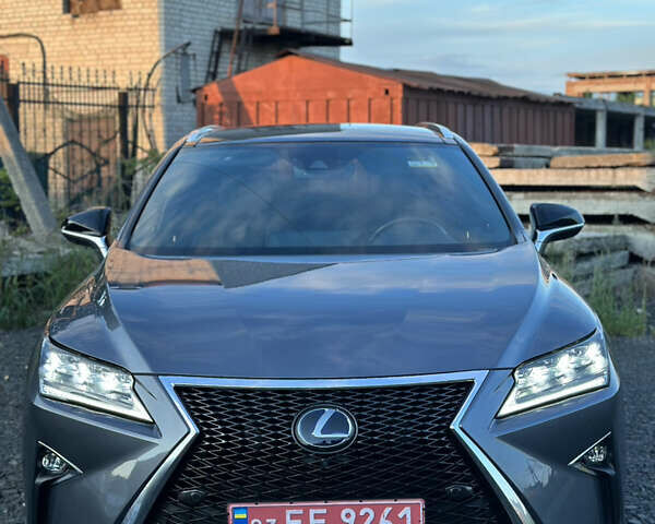 Лексус РХ 2019 в Луцке на Automoto.ua Серый Лексус РХ, объемом двигателя 3.46 л и пробегом 59 тыс. км за 53000 $, фото 1 на Automoto.ua