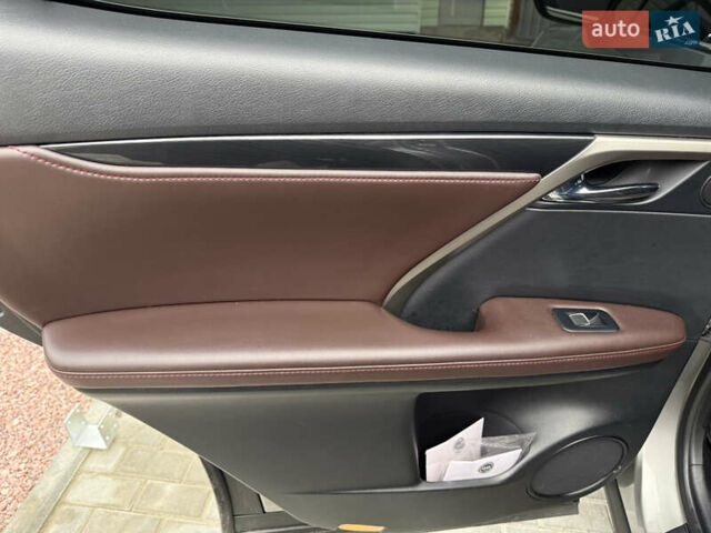 Серый Лексус РХ, объемом двигателя 2 л и пробегом 76 тыс. км за 38900 $, фото 13 на Automoto.ua
