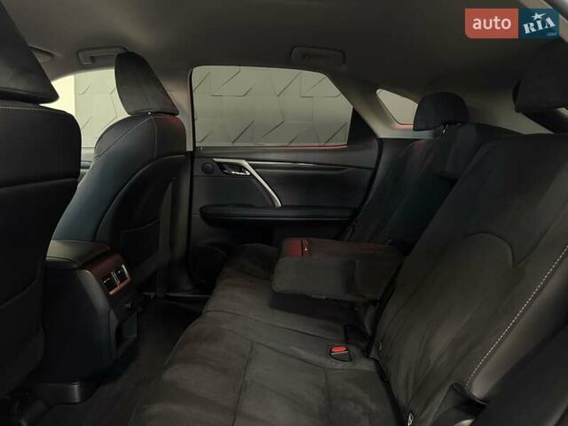 Лексус РХ 2019 у Тернополі на Automoto.ua Сірий Лексус РХ, об'ємом двигуна 2 л та пробігом 61 тис. км за 39900 $, фото 43 на Automoto.ua