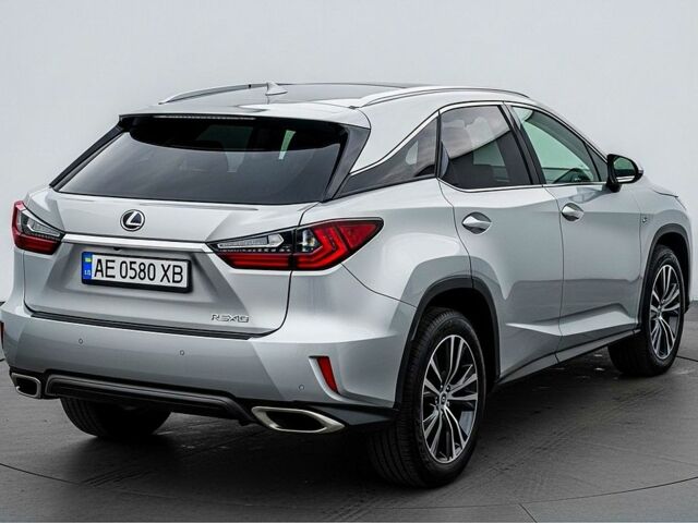 Серый Лексус РХ, объемом двигателя 2 л и пробегом 130 тыс. км за 33500 $, фото 6 на Automoto.ua